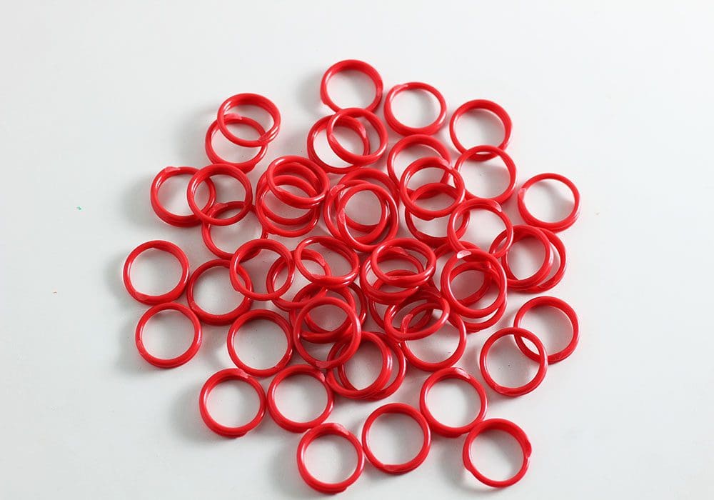 1" Plastic Legband Packed 50 per Bundle - 1000 Pack